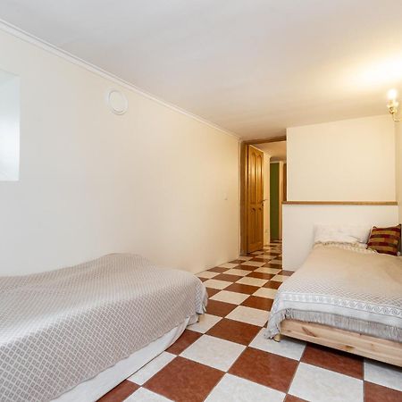 In The Heart Of The Old Town Vip Apartment ไคลเพดา ภายนอก รูปภาพ