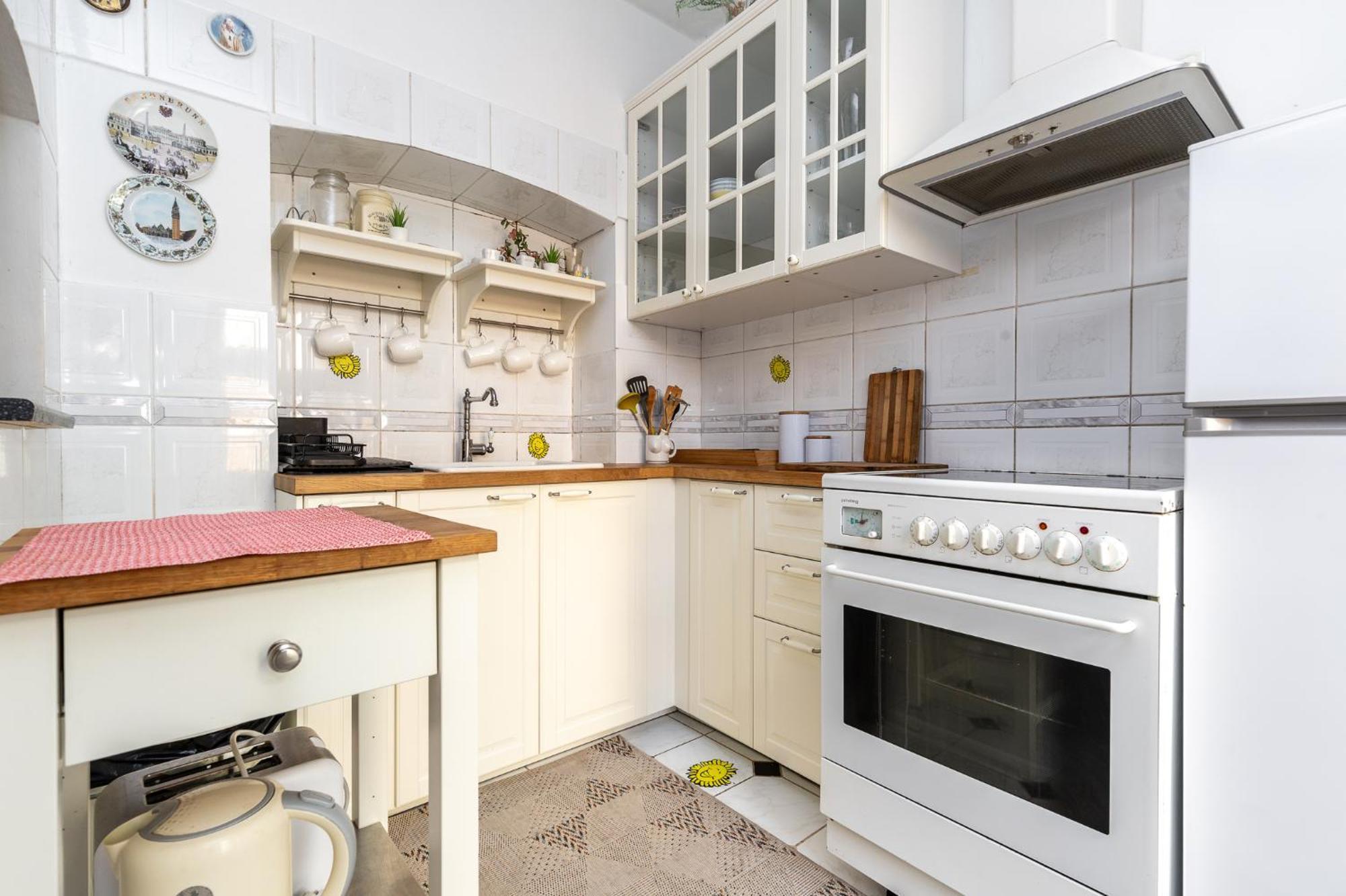 In The Heart Of The Old Town Vip Apartment ไคลเพดา ภายนอก รูปภาพ